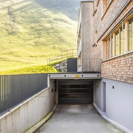 Berg Aparts Faschina - 05 *